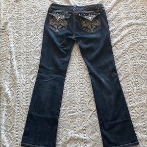 Super cute LA Idol jeans!